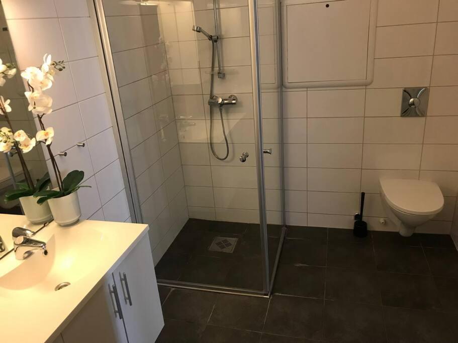 Vigeveien 1, Kristiansand